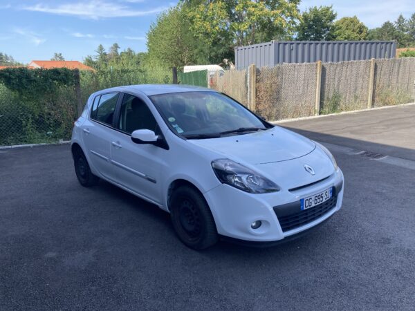 RENAULT CLIO III 1.5 DCI 88cv – Image 4