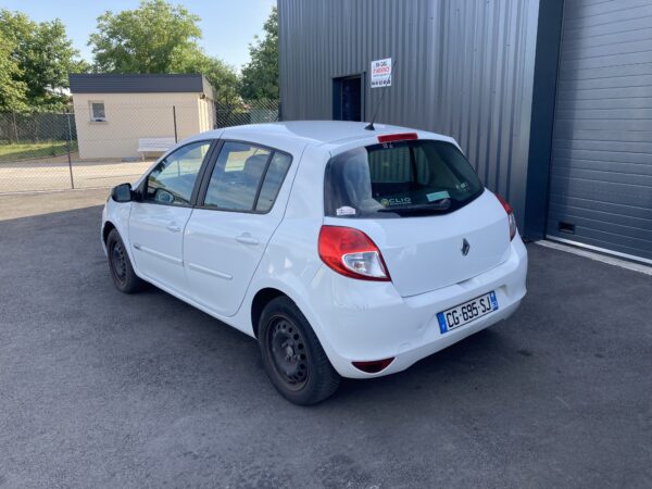 RENAULT CLIO III 1.5 DCI 88cv – Image 6