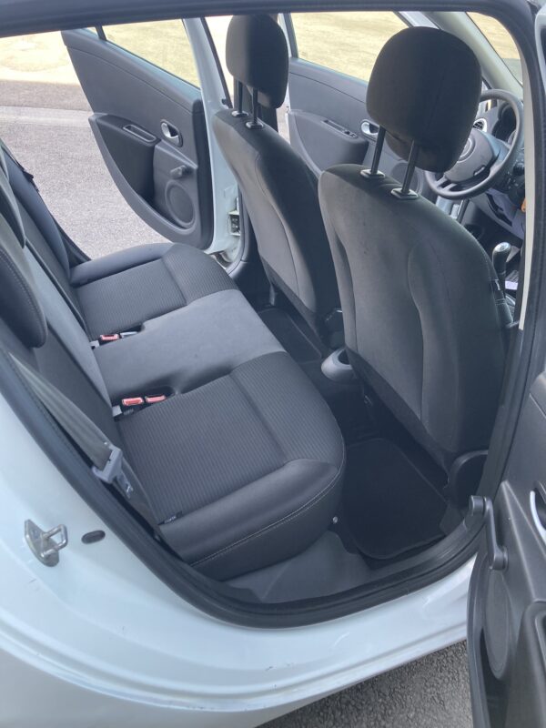 RENAULT CLIO III 1.5 DCI 88cv – Image 15