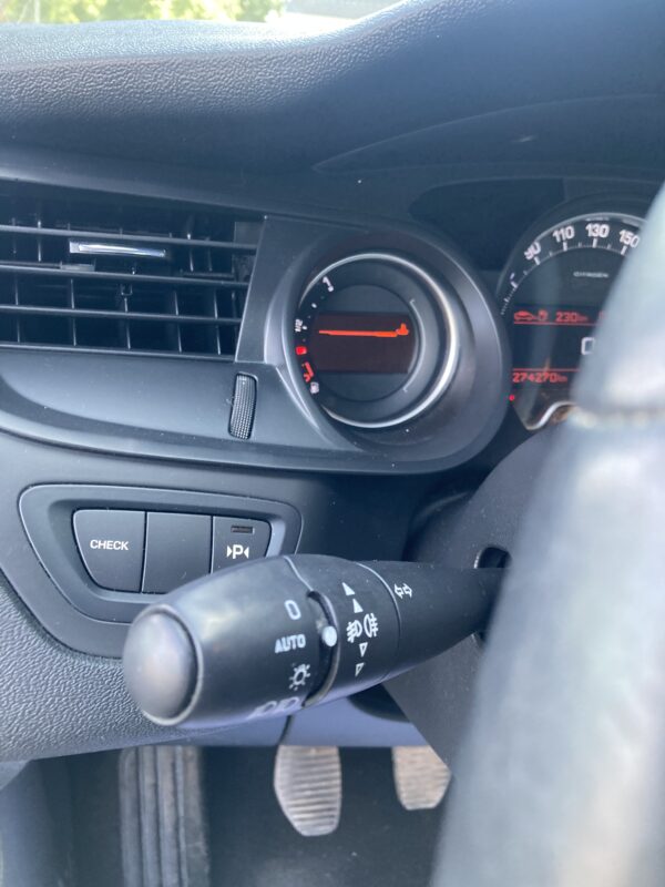 CITROEN C5 2.0 HDI 163cv – Image 12
