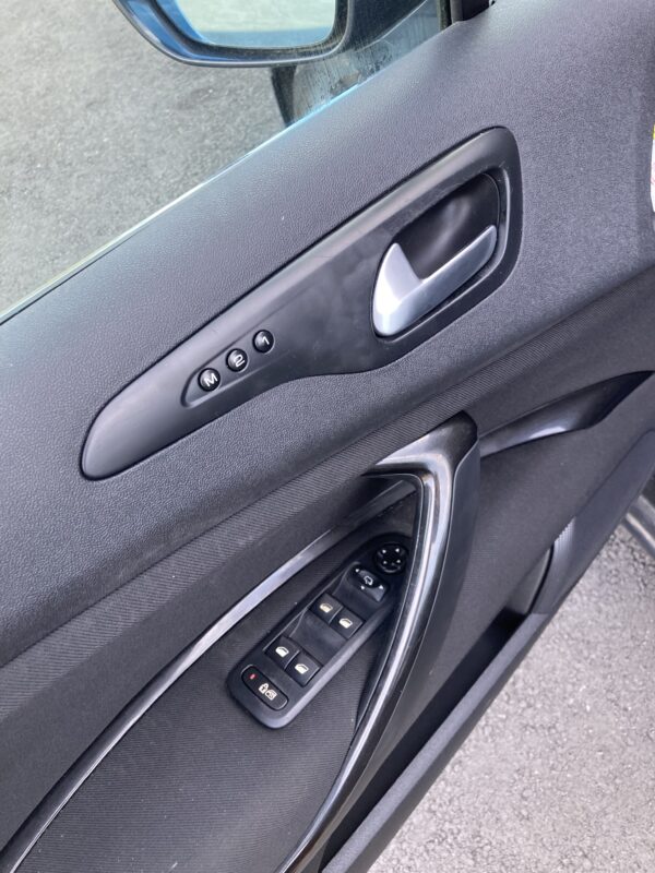 CITROEN C5 2.0 HDI 163cv – Image 13