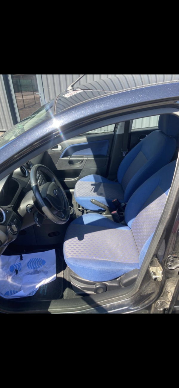 FORD FIESTA 1.3i 70cv – Image 7