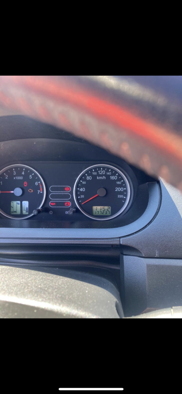 FORD FIESTA 1.3i 70cv – Image 9