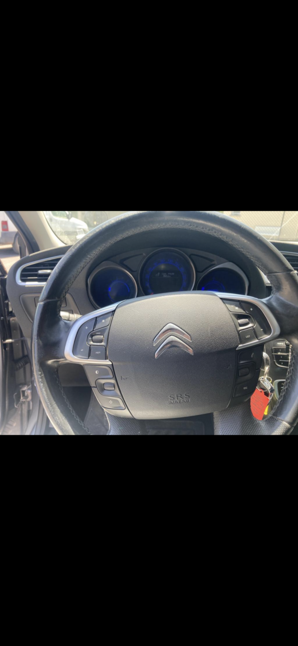 CITROEN C4 1.6 HDI 92cv – Image 11