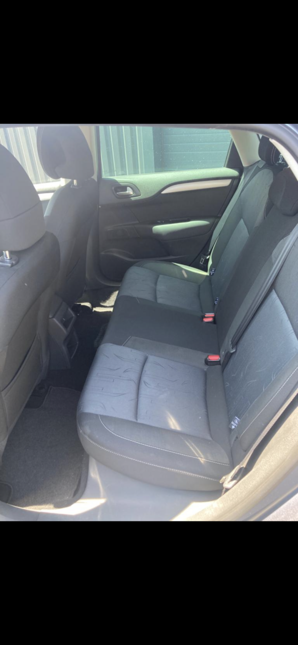 CITROEN C4 1.6 HDI 92cv – Image 12