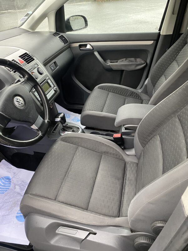 VOLKSWAGEN TOURAN 1.9 TDI 105 cv 7 PLACES – Image 8