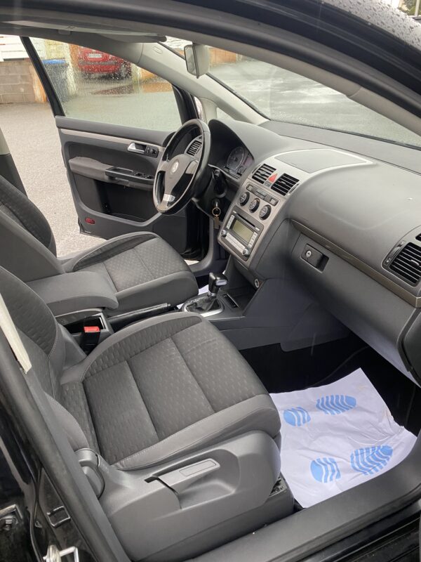 VOLKSWAGEN TOURAN 1.9 TDI 105 cv 7 PLACES – Image 18