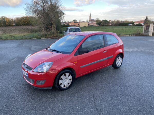 Ford Fiesta 1.3i 70cv – Image 2