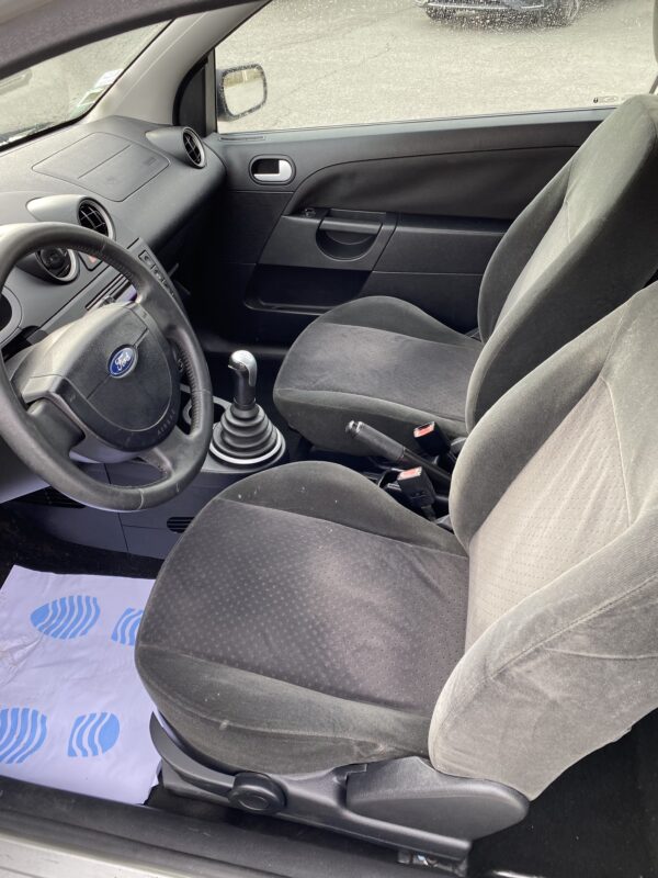 Ford Fiesta 1.4i 16v 80cv – Image 7