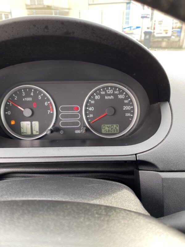 Ford Fiesta 1.4i 16v 80cv – Image 8