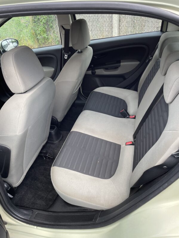 Fiat Grande Punto 1.3 MJTD – Image 9