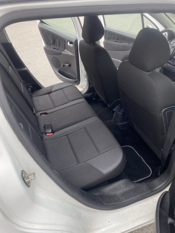 Peugeot 207 SW 1.6 Hdi 90cv – Image 15