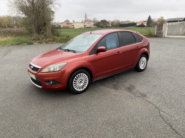 Ford Focus 1.6 Tdci 110cv – Image 2