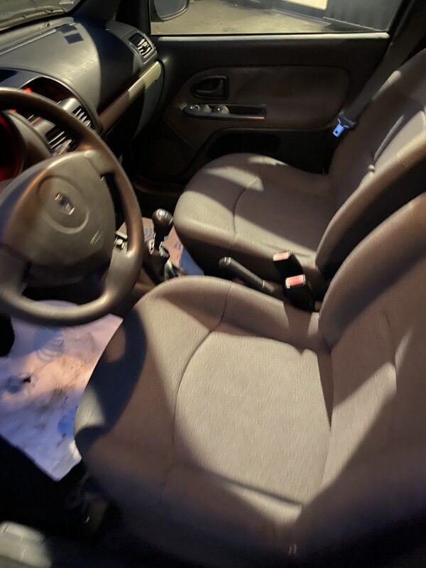 Renault Clio 1.5 Dci 65cv – Image 10