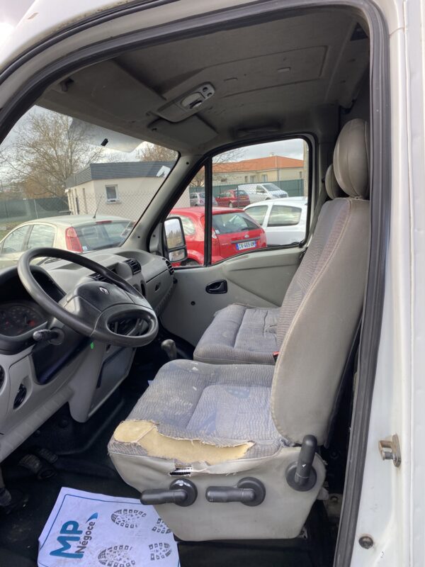 Renault Master 2.2 Dci 90cv – Image 8