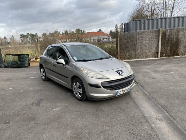 Peugeot 207 1.4 hdi 70cv – Image 4