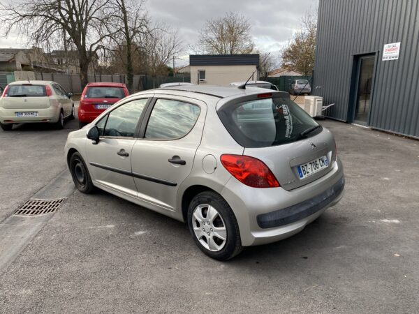 Peugeot 207 1.4 hdi 70cv – Image 7