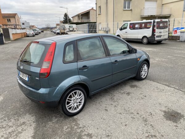 Ford Fiesta 1.3i 70cv – Image 5