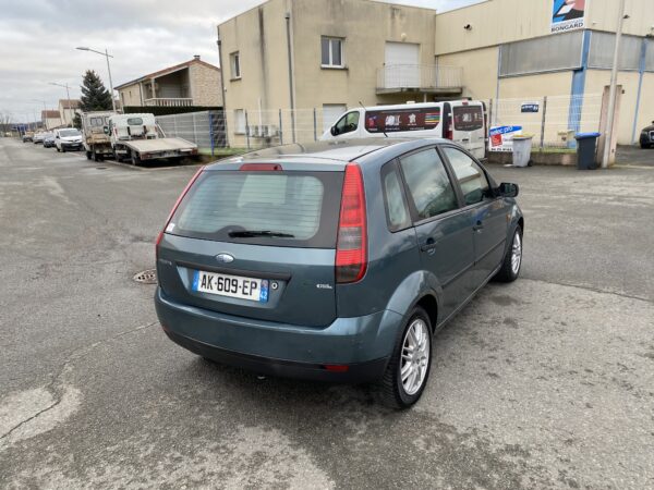Ford Fiesta 1.3i 70cv – Image 6
