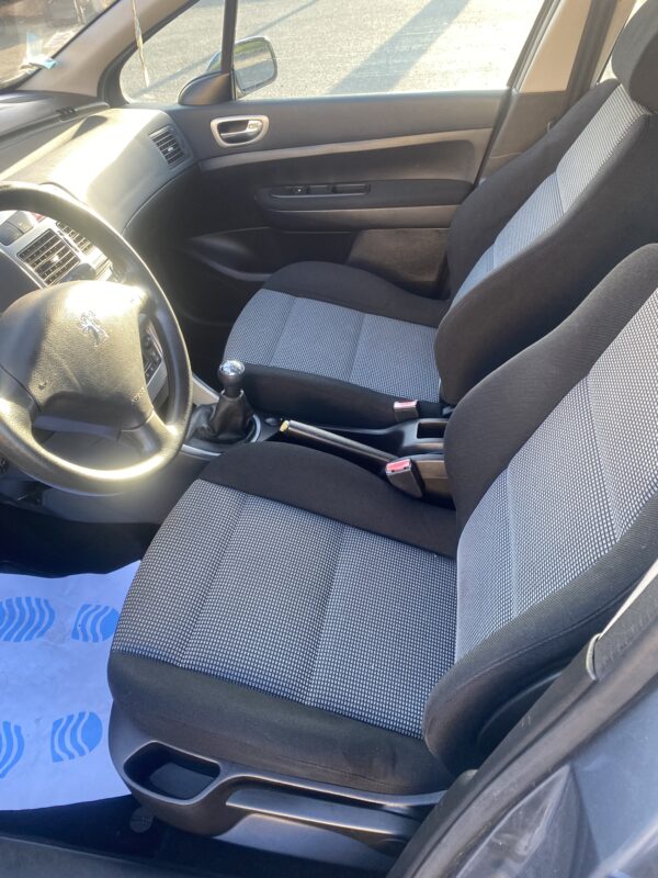 Peugeot 307 1.6 Hdi 110cv – Image 9