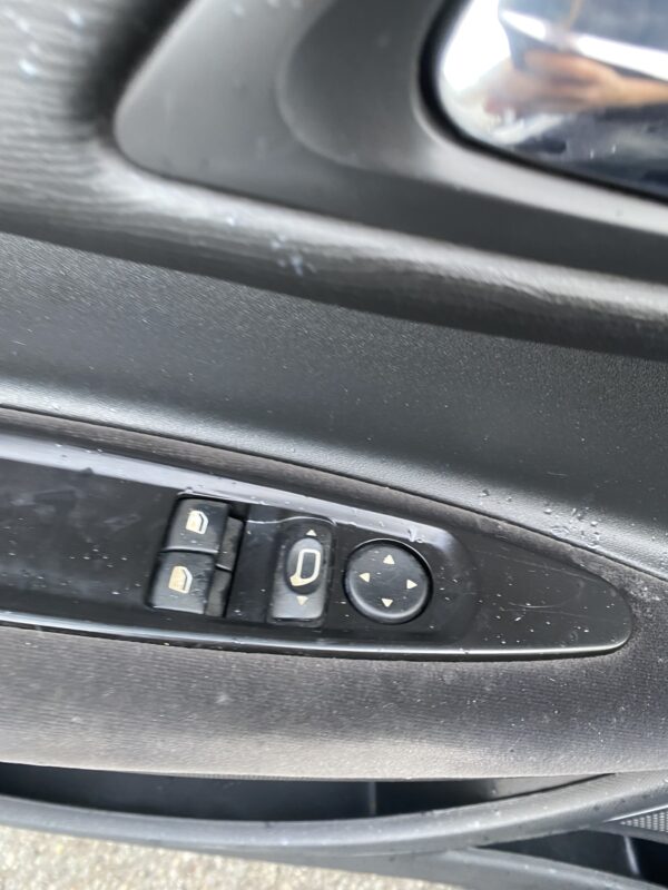 Citroen C4 1.6 Hdi 92cv – Image 10