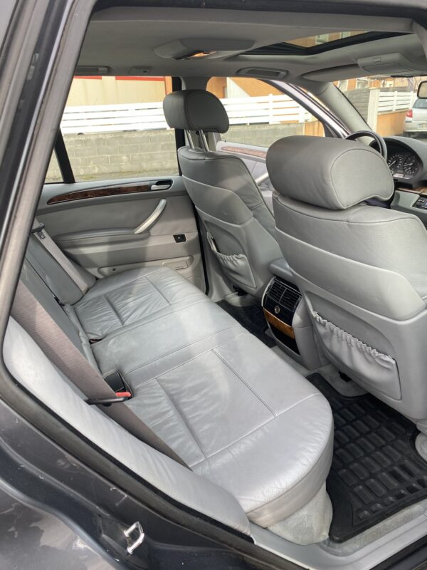 BMW X5 3.0D 183cv – Image 17
