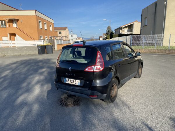 Renault Scenic 1.5 Dci 106cv – Image 3