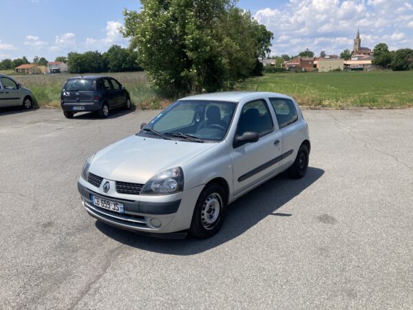 Renault Clio II 1.2 16v 75cv – Image 3