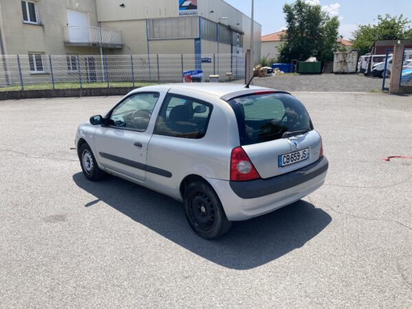 Renault Clio II 1.2 16v 75cv – Image 7