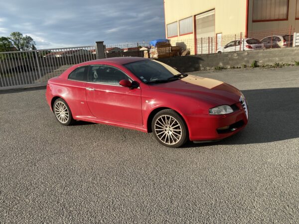 Alfa Romeo GT 1.9 JTD 150cv – Image 8