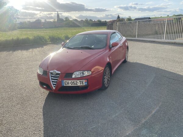 Alfa Romeo GT 1.9 JTD 150cv – Image 10