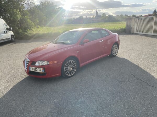 Alfa Romeo GT 1.9 JTD 150cv – Image 11