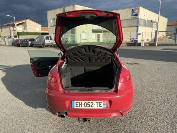 Alfa Romeo GT 1.9 JTD 150cv – Image 3