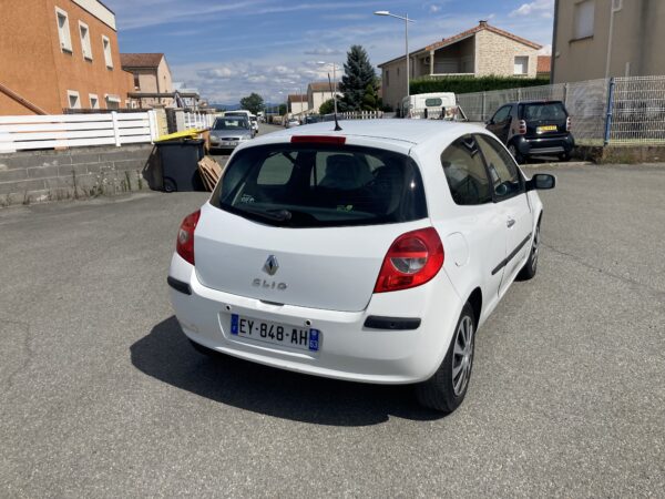 Renault Clio 3 1.6i 16v boite auto – Image 6