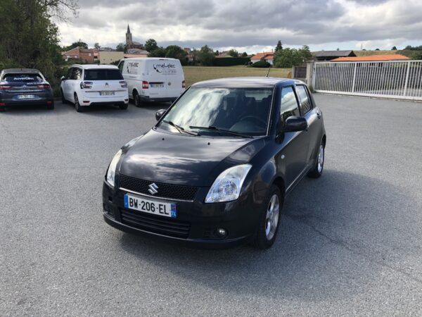 Suzuki Swift 1.3i 4WD 92cv – Image 3