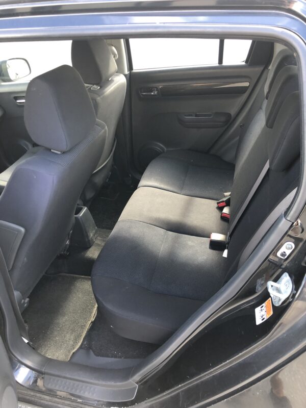 Suzuki Swift 1.3i 4WD 92cv – Image 11