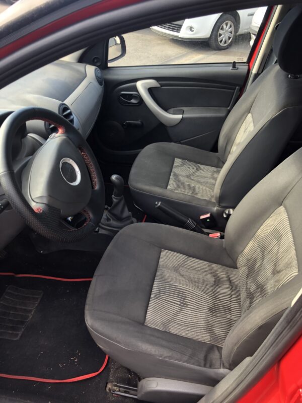 Dacia Sandero 1.4 MPI ESS + GPL 72cv – Image 8