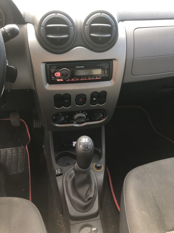 Dacia Sandero 1.4 MPI ESS + GPL 72cv – Image 11