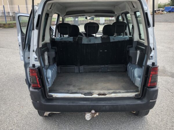 Peugeot Partner Ushuaia 2.0 Hdi 90cv – Image 12