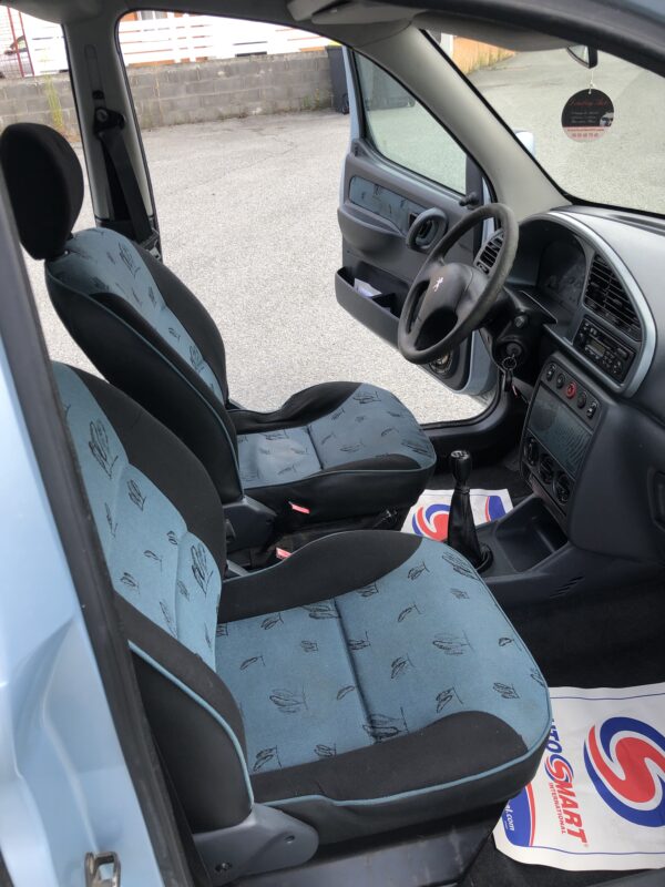 Peugeot Partner Ushuaia 2.0 Hdi 90cv – Image 14