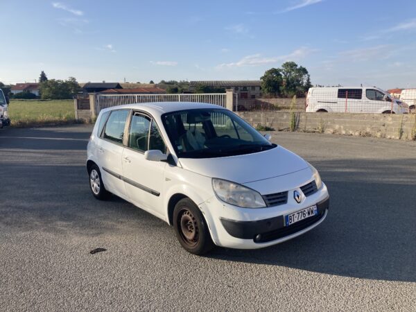 Renault Scenic 1.6 i 16v 111cv – Image 4
