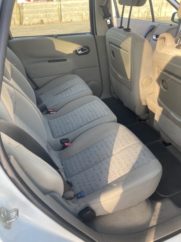 Renault Scenic 1.6 i 16v 111cv – Image 13