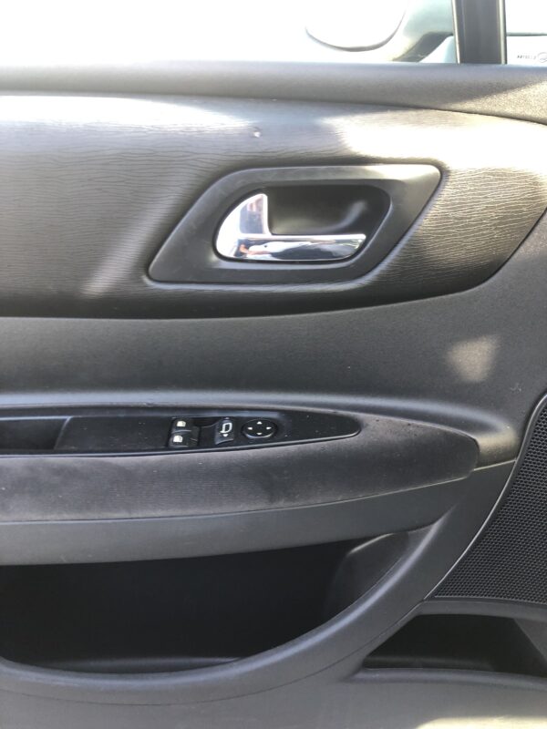 Citroen C4 Coupé 1.6i 16v 110cv – Image 12