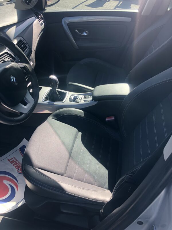 Renault Laguna III Estate 1.5 Dci 110cv – Image 8