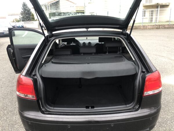 Audi A3 2.0 TDI Ambition 140cv S-Tronic – Image 12