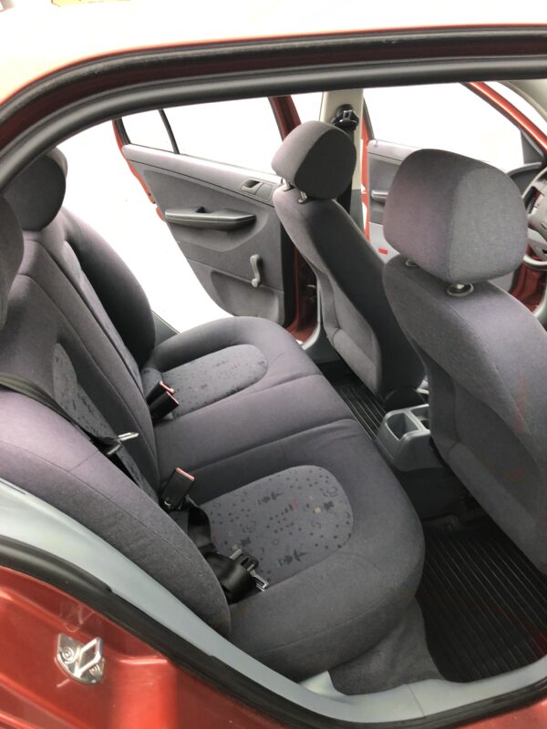 Skoda Fabia 104 MPI 60cv – Image 14