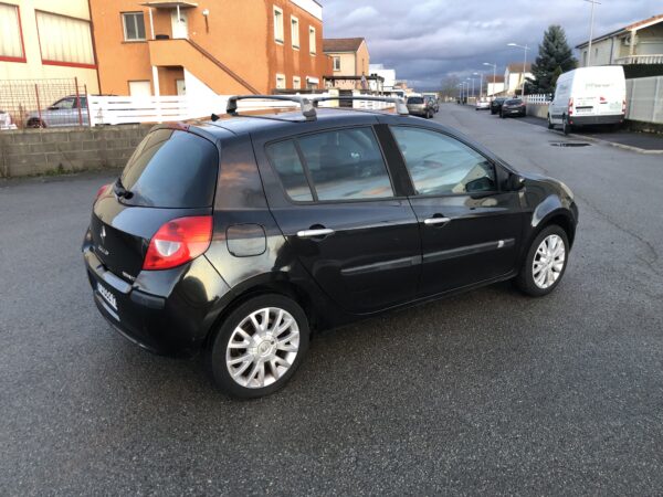 RENAULT CLIO III 1.6 110cv – Image 5