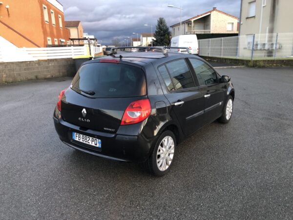 RENAULT CLIO III 1.6 110cv – Image 6