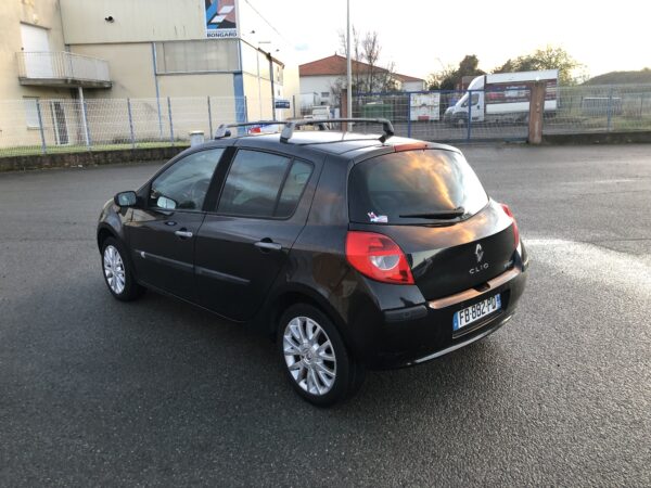 RENAULT CLIO III 1.6 110cv – Image 7