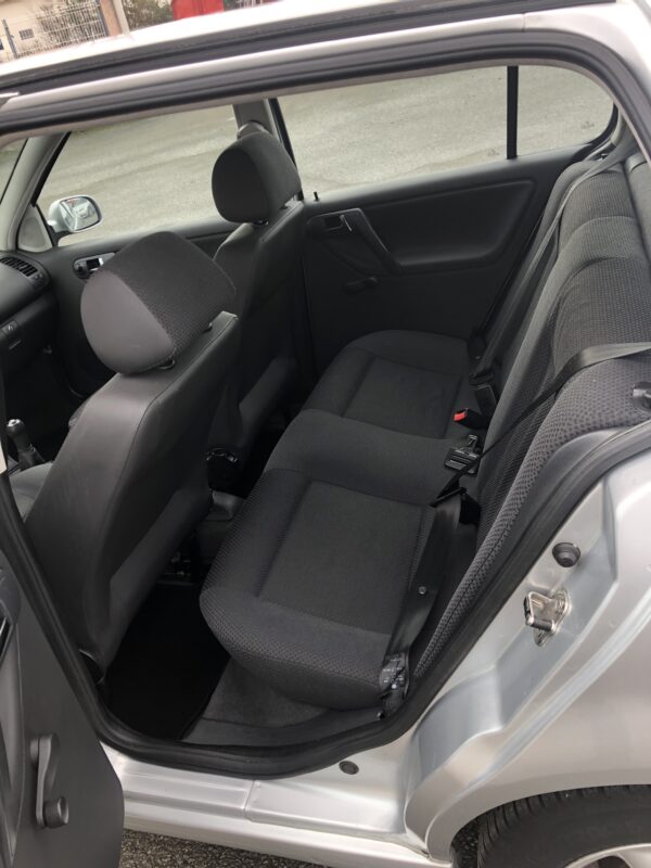 Volkswagen Polo 1.4i Comfortline 60cv – Image 9